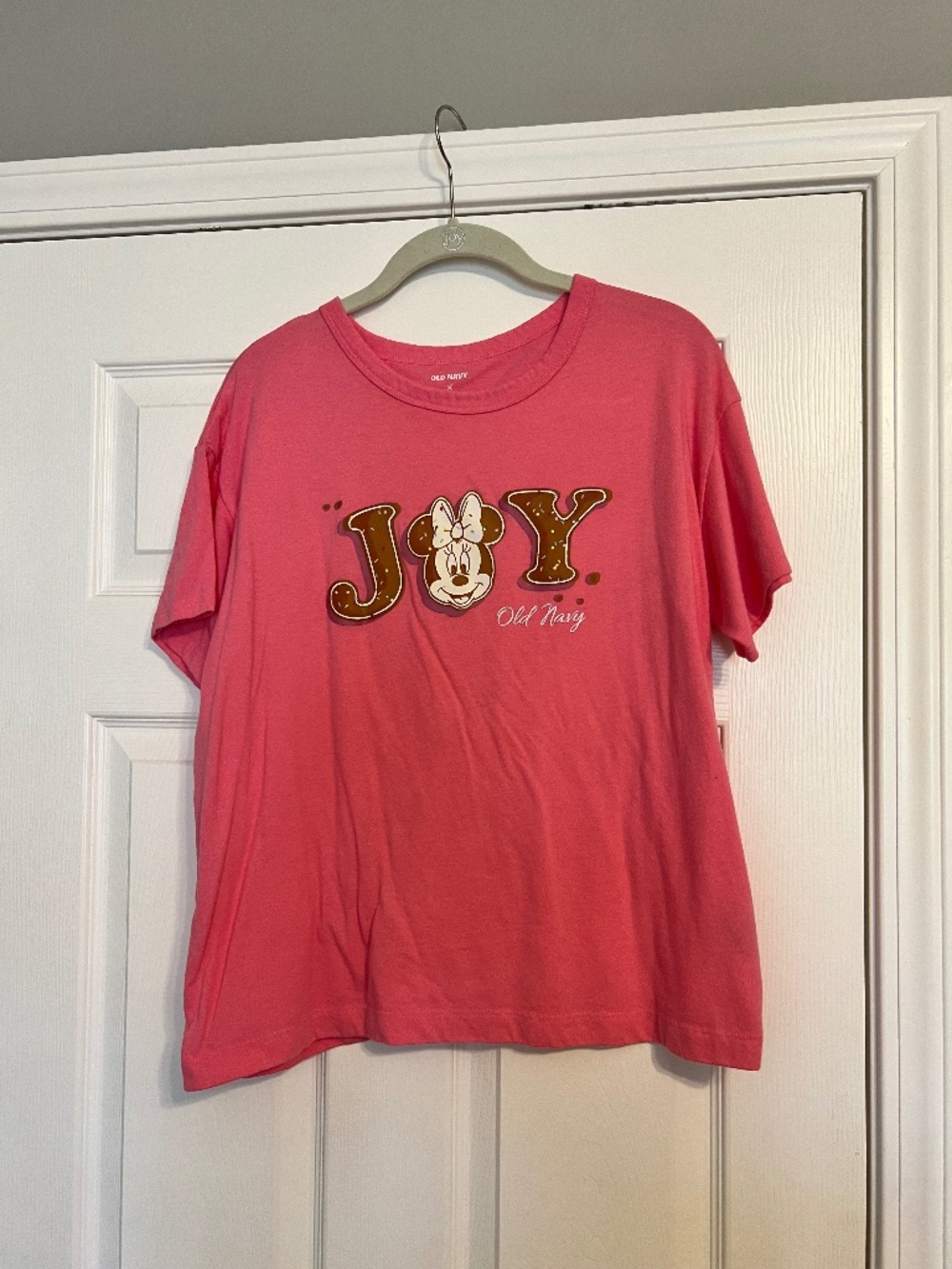 Old Navy Womens Disney Minnie Mouse Holiday Graphic T-shirt Pink